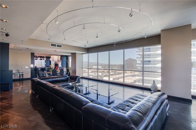 4525 Dean Martin Drive 2000, Las Vegas, NV 89103