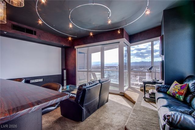 4525 Dean Martin Drive 2000, Las Vegas, NV 89103