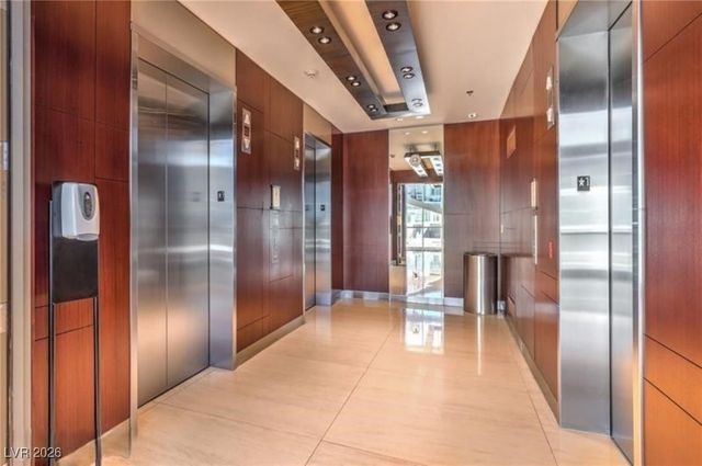 4525 Dean Martin Drive 2000, Las Vegas, NV 89103