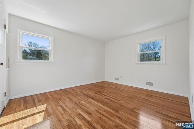 71 Ridge Road, Cedar Grove, NJ 07009