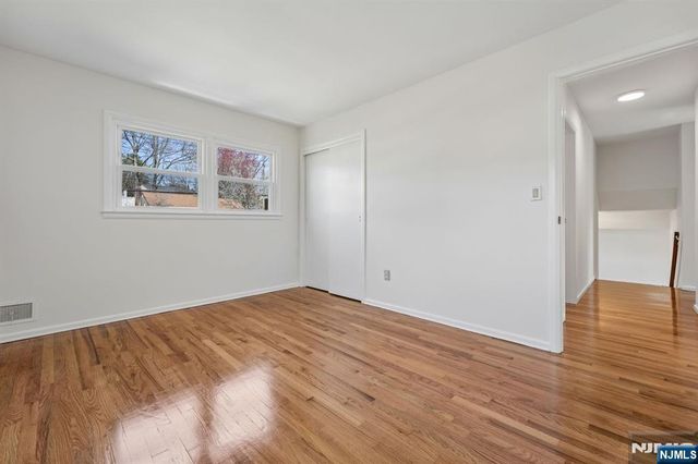 71 Ridge Road, Cedar Grove, NJ 07009