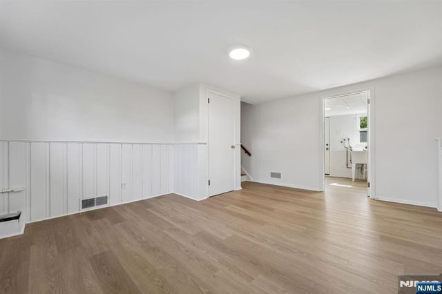 71 Ridge Road, Cedar Grove, NJ 07009