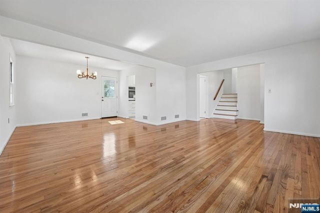 71 Ridge Road, Cedar Grove, NJ 07009