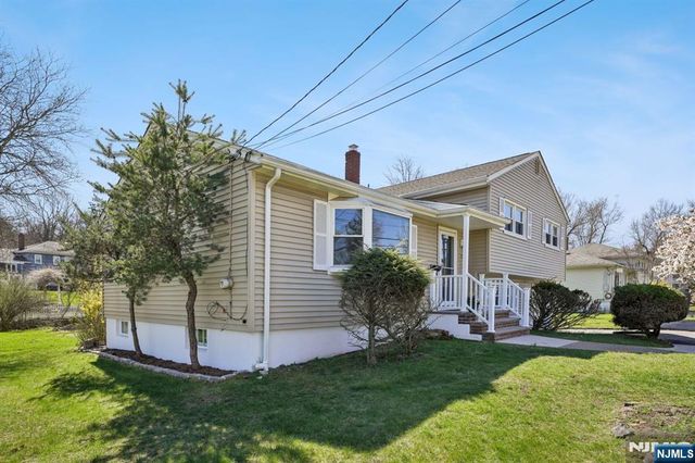 71 Ridge Road, Cedar Grove, NJ 07009