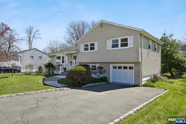 71 Ridge Road, Cedar Grove, NJ 07009