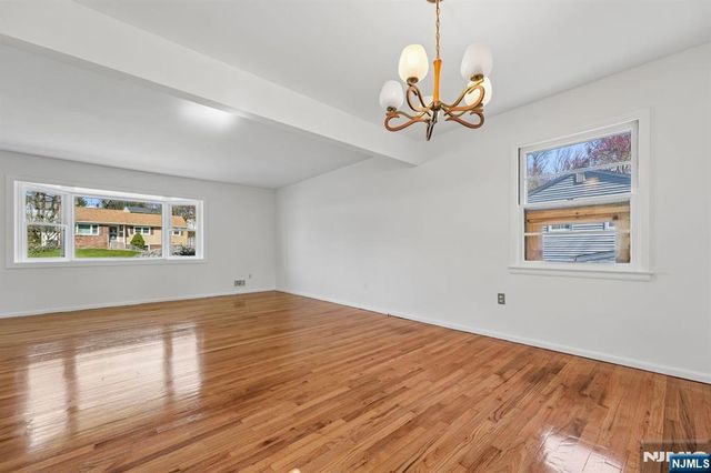 71 Ridge Road, Cedar Grove, NJ 07009