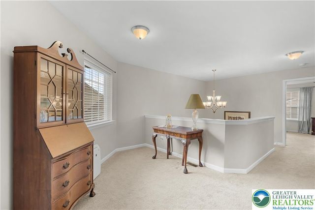 9701 Viceroy Lane, Upper Macungie Twp, PA 18031
