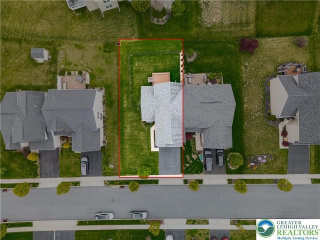 9701 Viceroy Lane, Upper Macungie Twp, PA 18031
