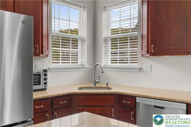 9701 Viceroy Lane, Upper Macungie Twp, PA 18031