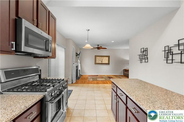 9701 Viceroy Lane, Upper Macungie Twp, PA 18031