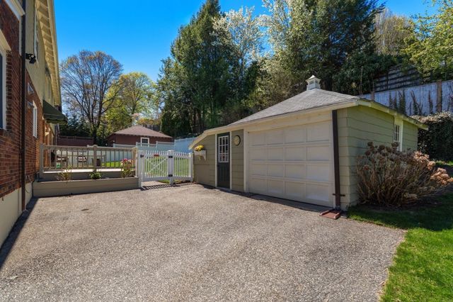 34 Lincoln Street, Belmont, MA 02478