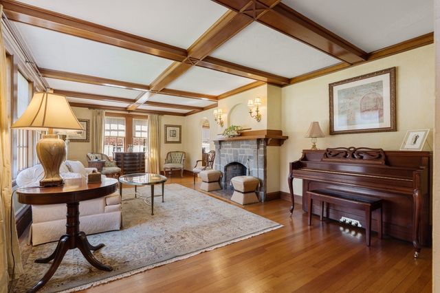 34 Lincoln Street, Belmont, MA 02478