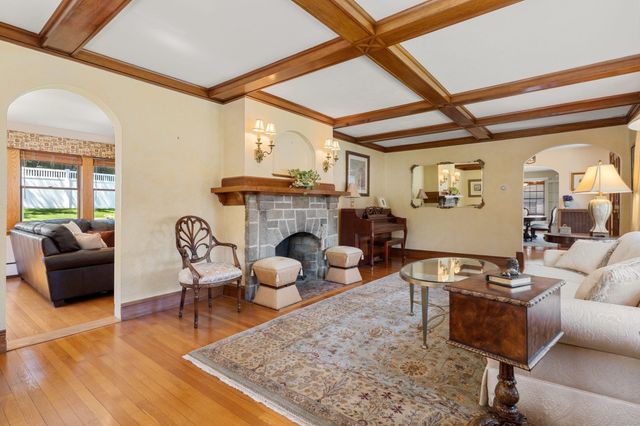 34 Lincoln Street, Belmont, MA 02478