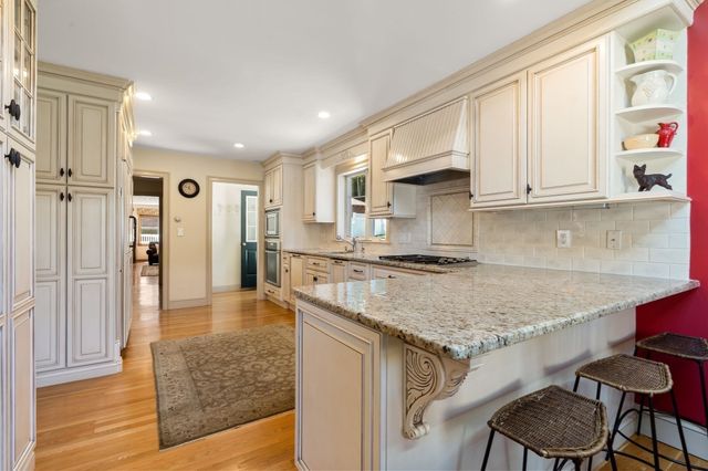 34 Lincoln Street, Belmont, MA 02478