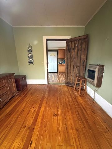 227 South Broad St, Newville, AL 36345