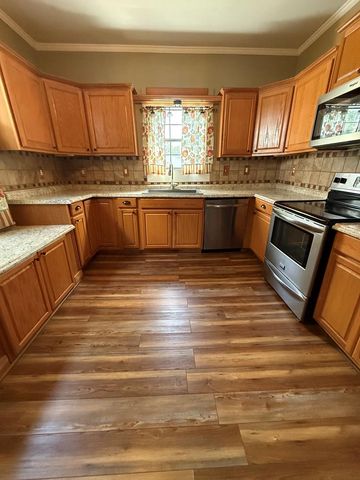 227 South Broad St, Newville, AL 36345