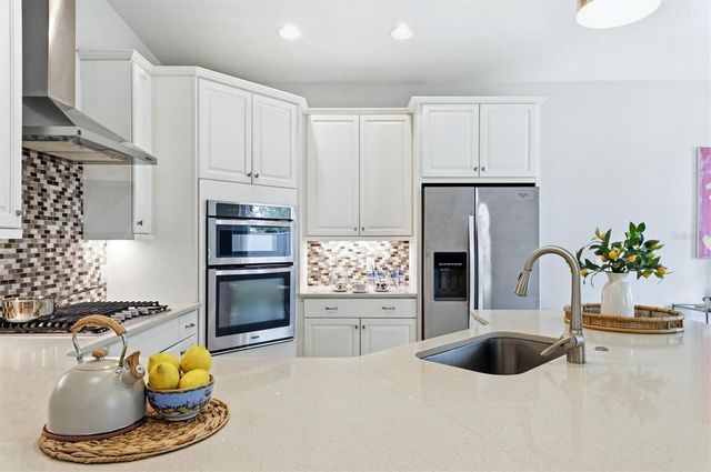 5515 TITLE ROW DRIVE, Bradenton, FL 34210