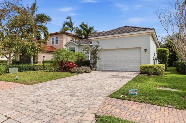 5515 TITLE ROW DRIVE, Bradenton, FL 34210