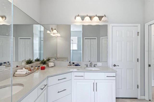 5515 TITLE ROW DRIVE, Bradenton, FL 34210