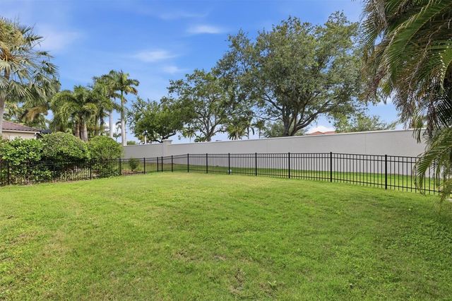 5515 TITLE ROW DRIVE, Bradenton, FL 34210