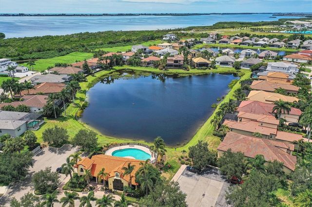 5515 TITLE ROW DRIVE, Bradenton, FL 34210