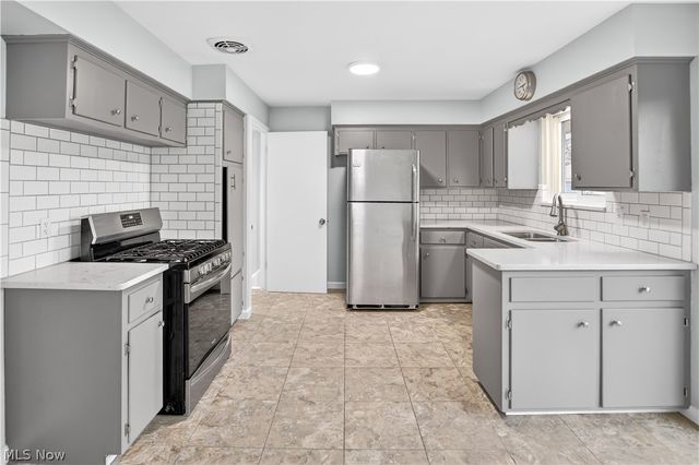 12304 Havana Road, Garfield Heights, OH 44125