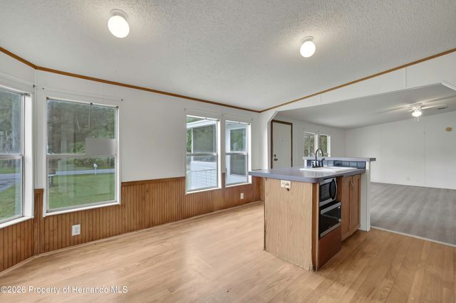 8353 W Kimberly Court, Homosassa, FL 34448