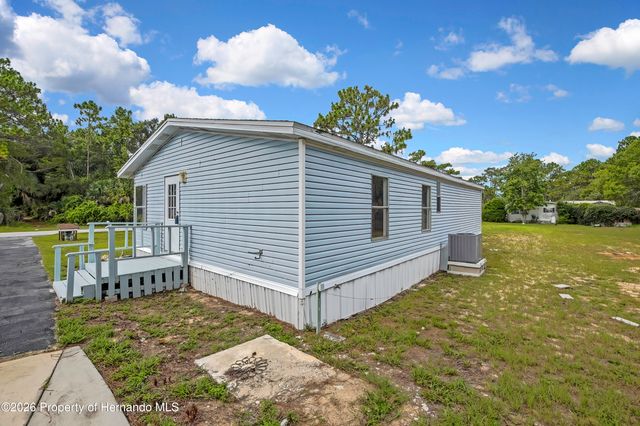 8353 W Kimberly Court, Homosassa, FL 34448