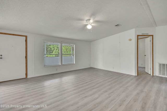 8353 W Kimberly Court, Homosassa, FL 34448