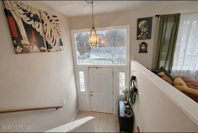 15 Commodore Court, Barnegat, NJ 08005