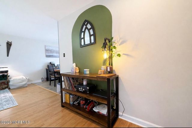 15 Commodore Court, Barnegat, NJ 08005