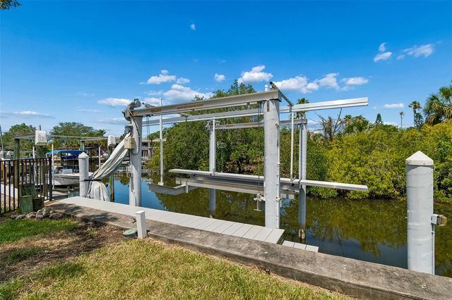 435 WESTWINDS DRIVE, Palm Harbor, FL 34683