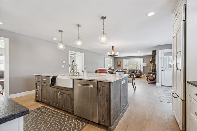 4362 Cloverdale Road NE, Cedar Rapids, IA 52411