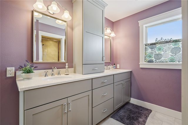 4362 Cloverdale Road NE, Cedar Rapids, IA 52411