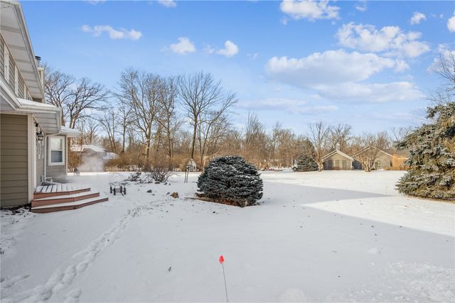 4362 Cloverdale Road NE, Cedar Rapids, IA 52411