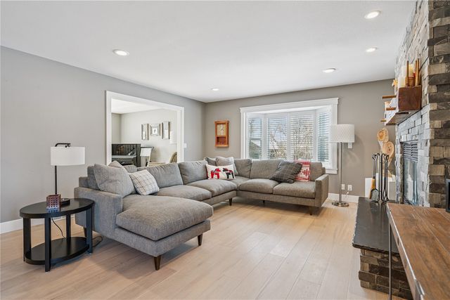 4362 Cloverdale Road NE, Cedar Rapids, IA 52411