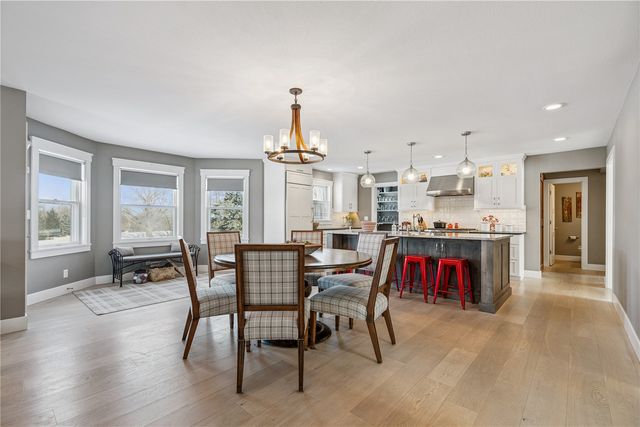 4362 Cloverdale Road NE, Cedar Rapids, IA 52411