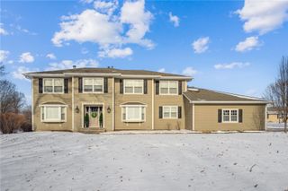 4362 Cloverdale Road NE, Cedar Rapids, IA 52411