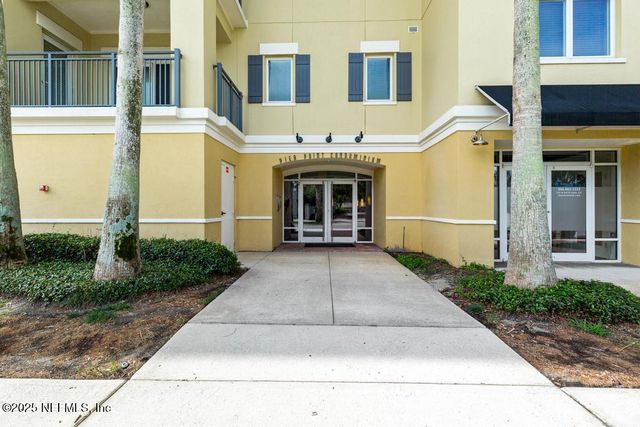 525 3RD Street N, 413, Jacksonville Beach, FL 32250