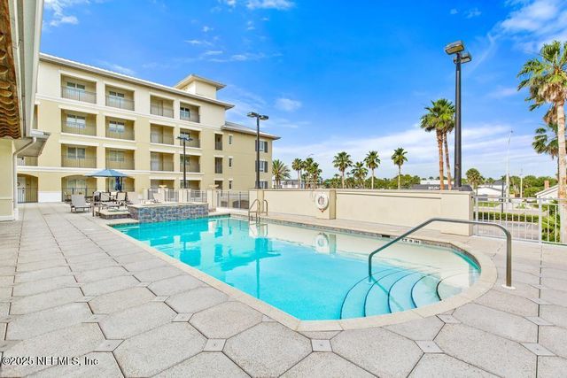 525 3RD Street N, 413, Jacksonville Beach, FL 32250