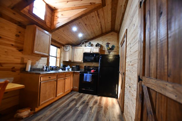 3189 KY-399, Beattyville, KY 41311