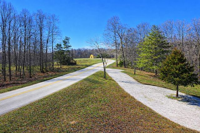 3189 KY-399, Beattyville, KY 41311