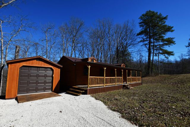 3189 KY-399, Beattyville, KY 41311