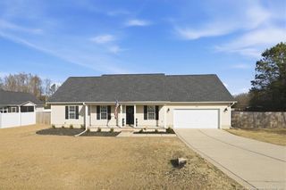 205 Copper Creek Drive, Raeford, NC 28376