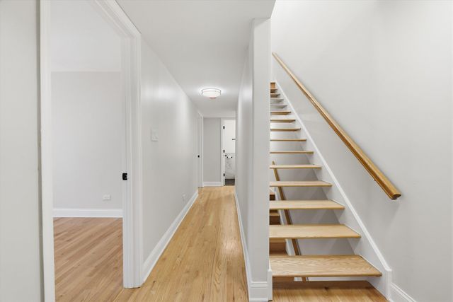 5510 S CORNELL Avenue D, Chicago, IL 60637