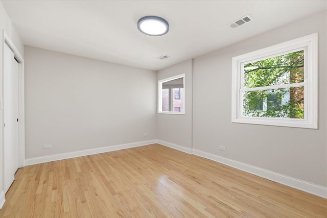 5510 S CORNELL Avenue D, Chicago, IL 60637