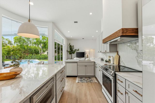 10291 NW 62nd Drive, Parkland, FL 33076