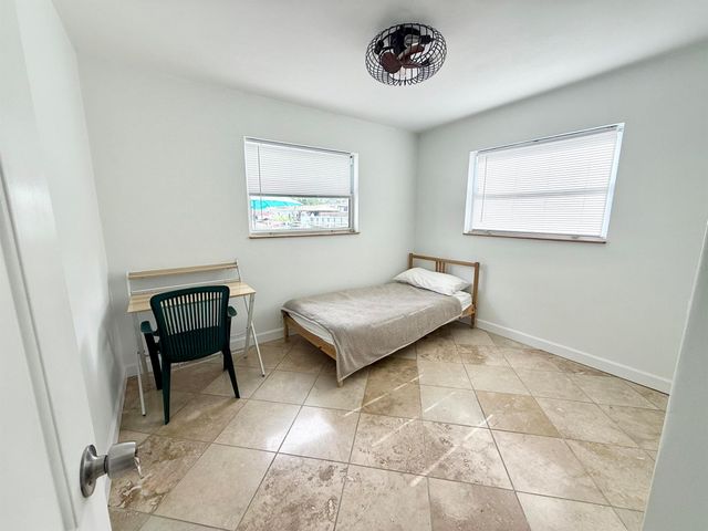 4540 SW 28th Terrace, Dania Beach, FL 33312