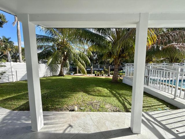 4540 SW 28th Terrace, Dania Beach, FL 33312