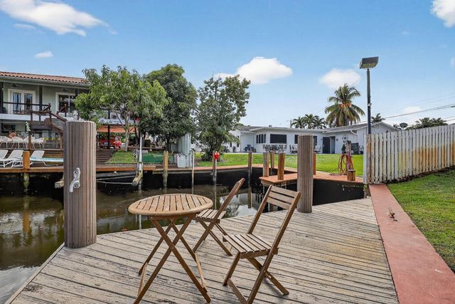 4540 SW 28th Terrace, Dania Beach, FL 33312